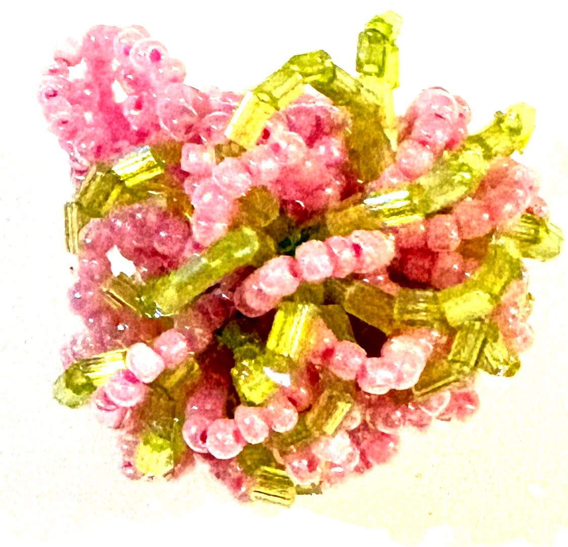 Micro bead flower ring - pink/green