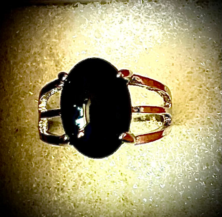 Ring - black obsidian. Size L