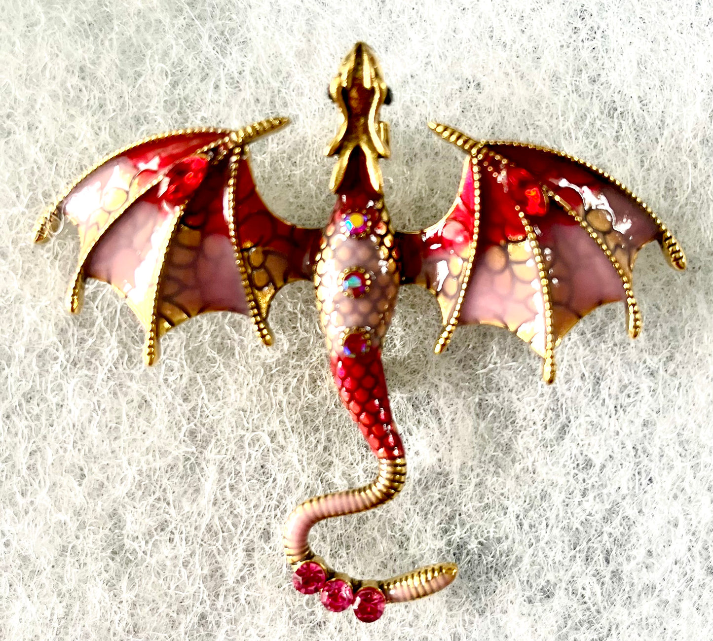 Dragon brooch - pink/red