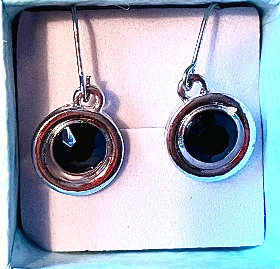 Earrings- preowned black & white metal