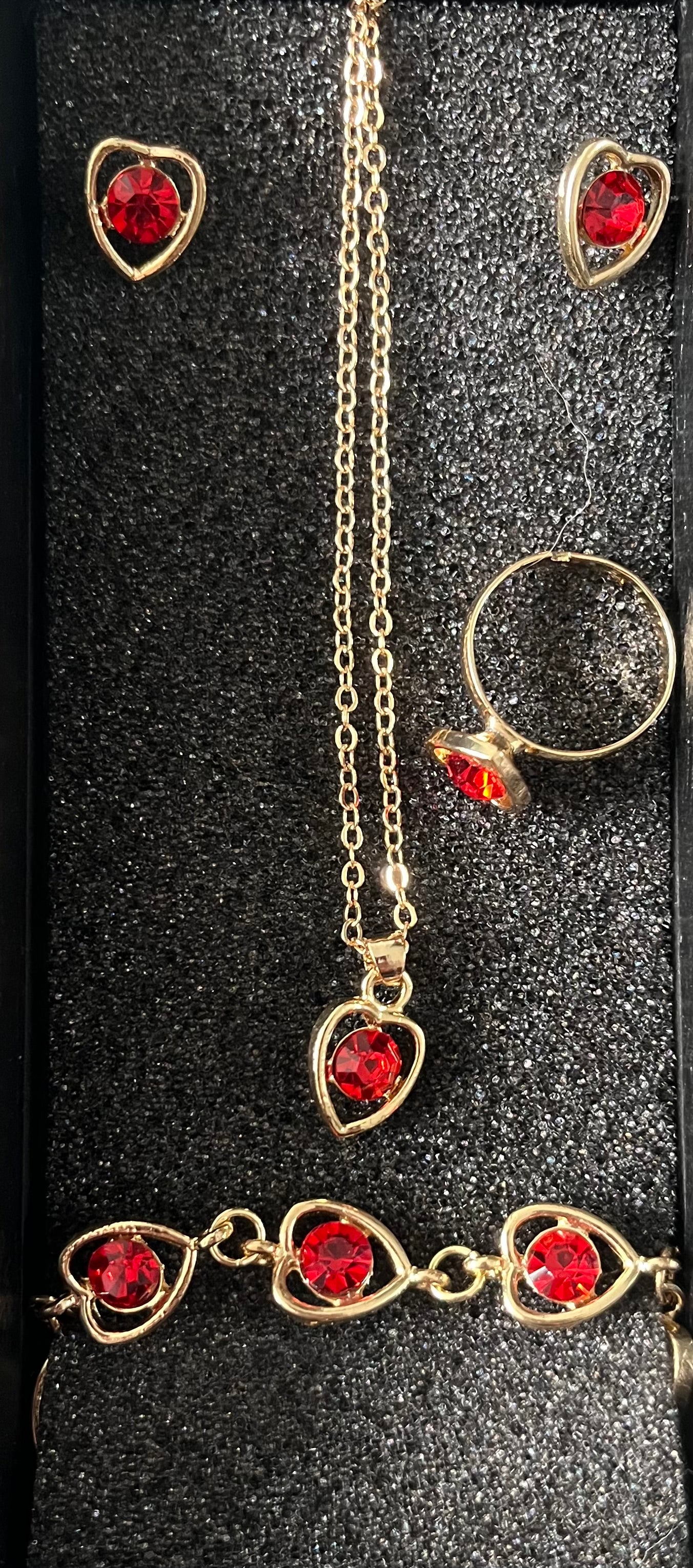 Jewellery 4pc gift set - Red