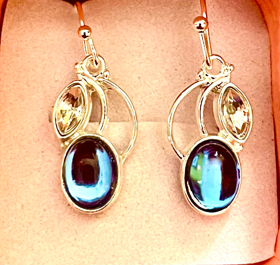 Earrings - blue/ clear droplet style