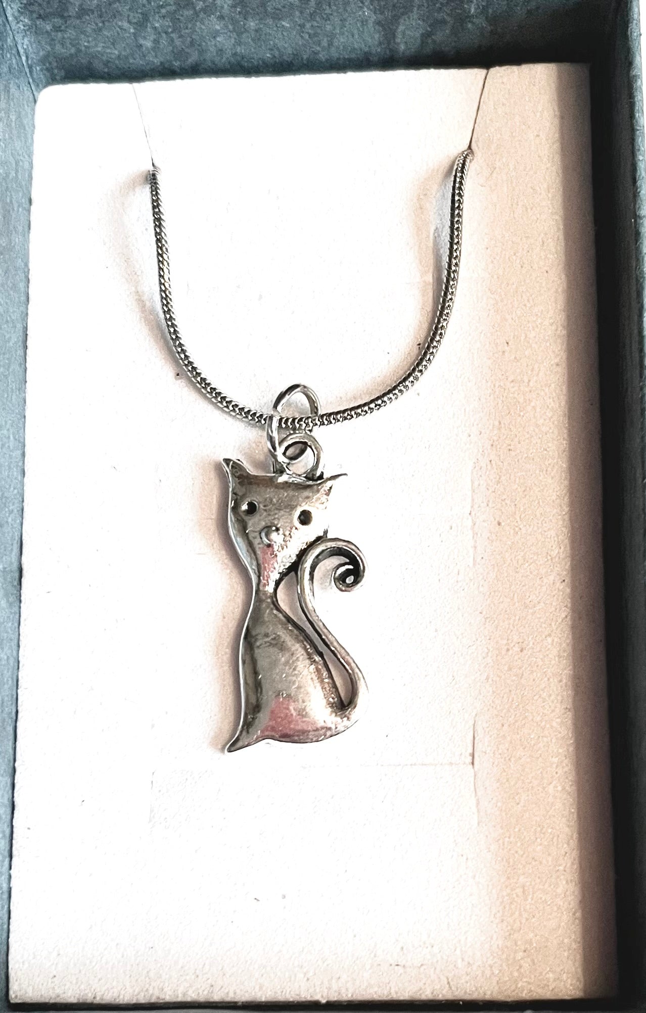 Cat- necklace