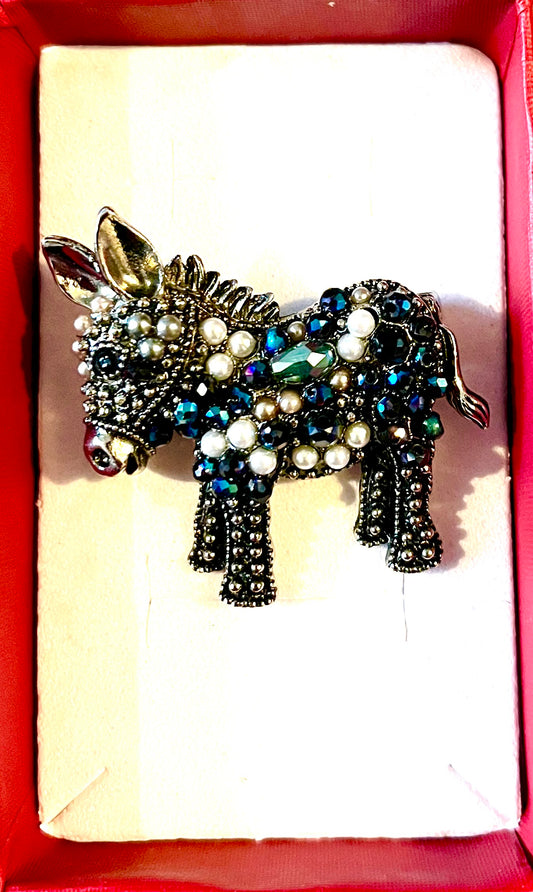 Donkey - broach ( grey white/ blue)