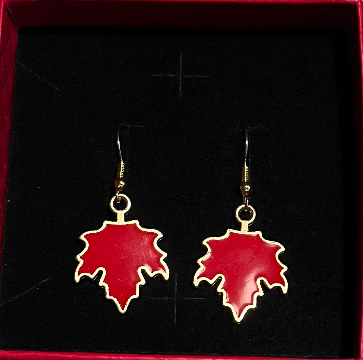 Leaf earrings jewellery
