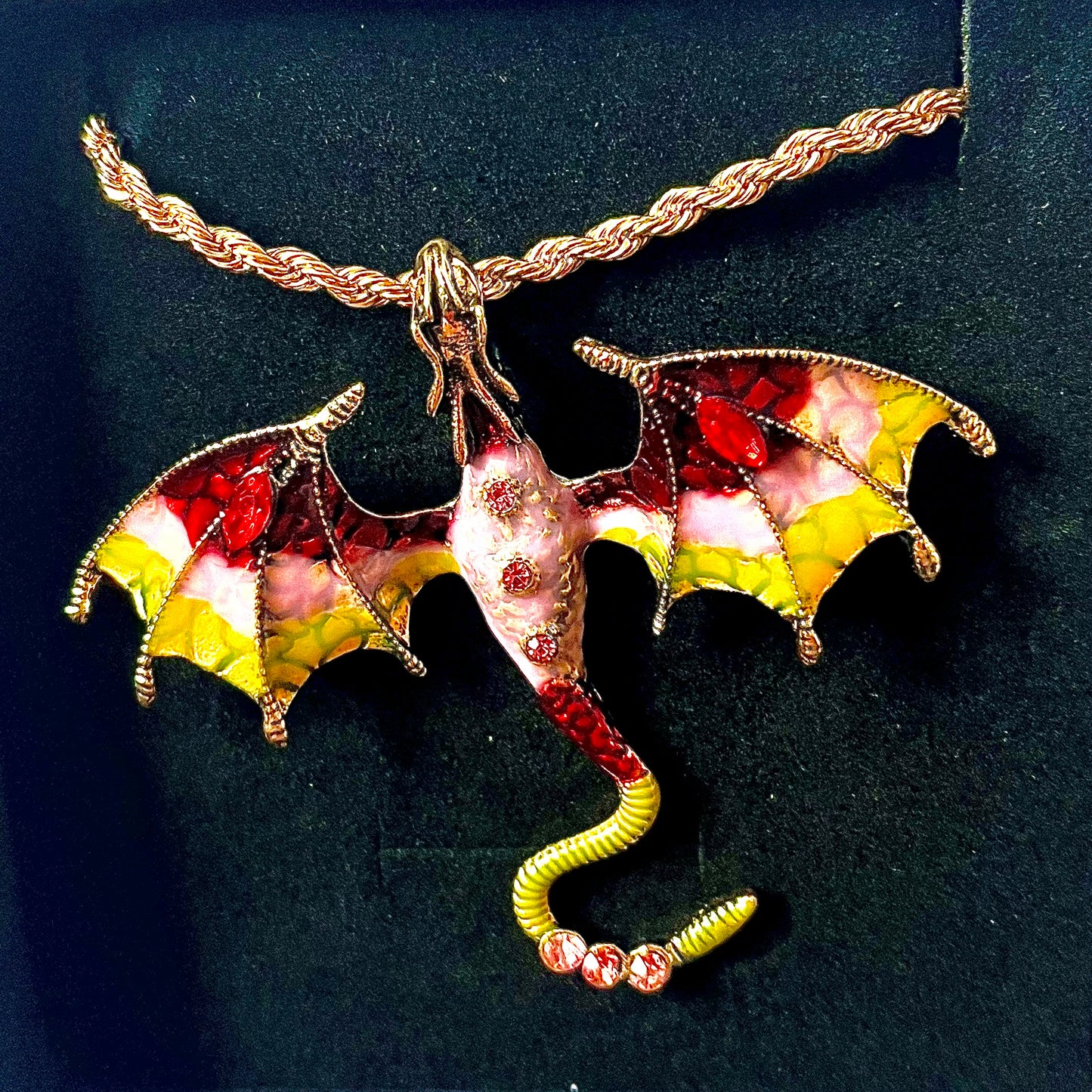 Necklace - Dragon ( pink/ golden/red)
