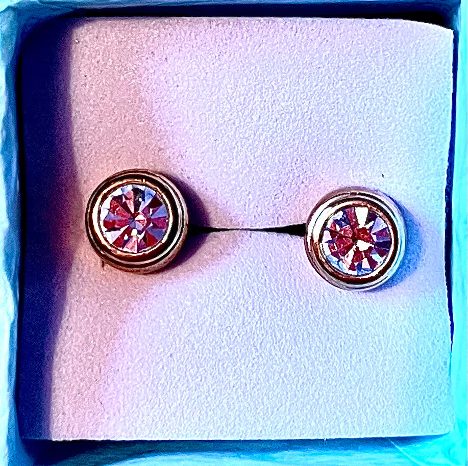 Earrings- preowned metal decorative studs