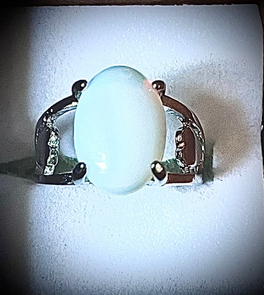 Ring - milky quartz. Size Q