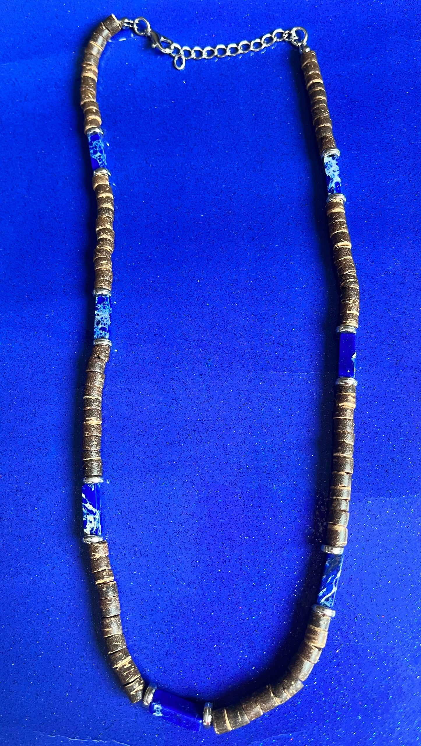 Mens/woman’s wooden & crystal jewellery necklace