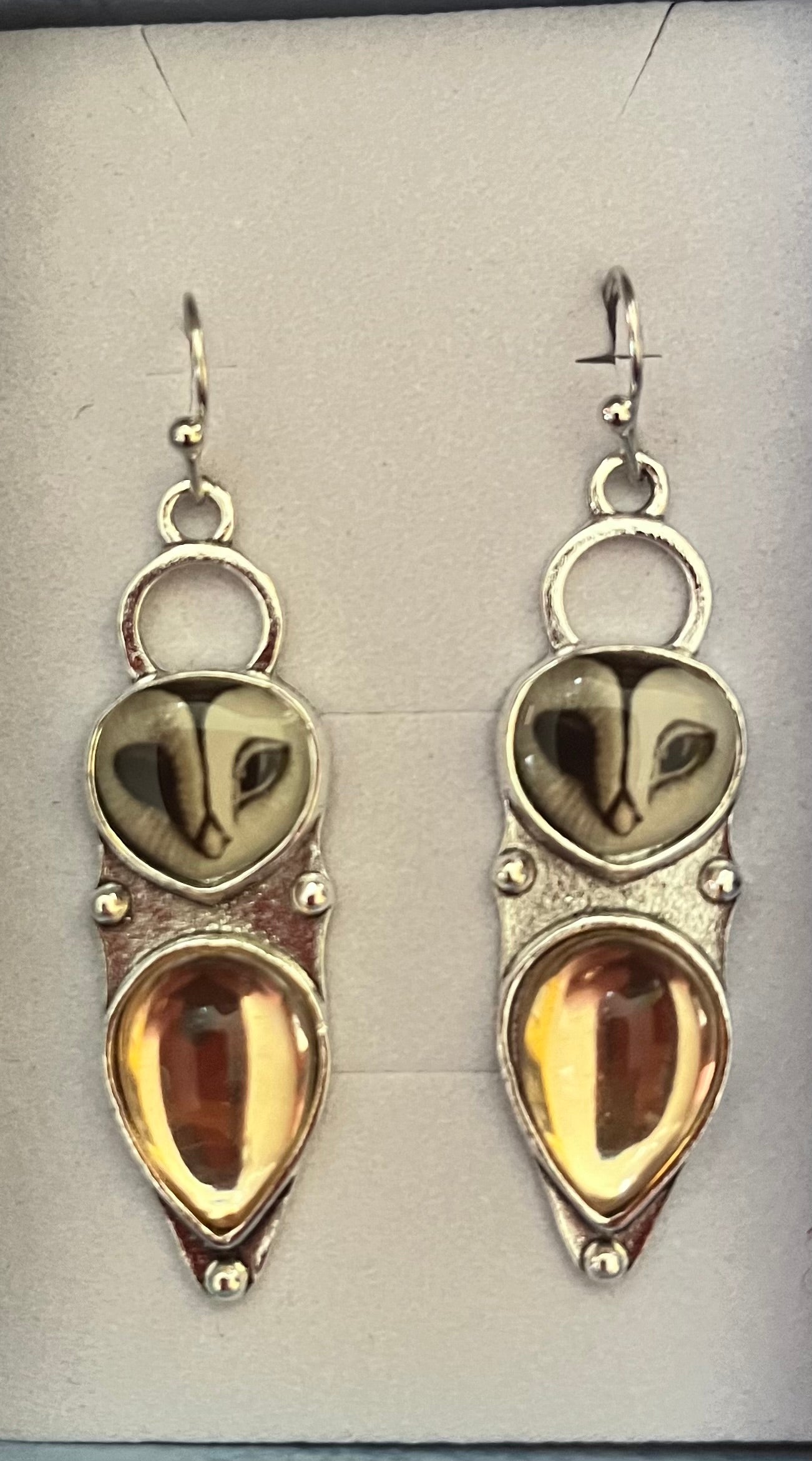 Earrings - owl / amber droplet style