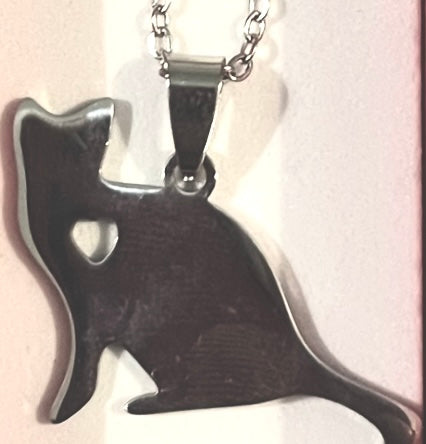 Necklace - Cat & heart silloutte