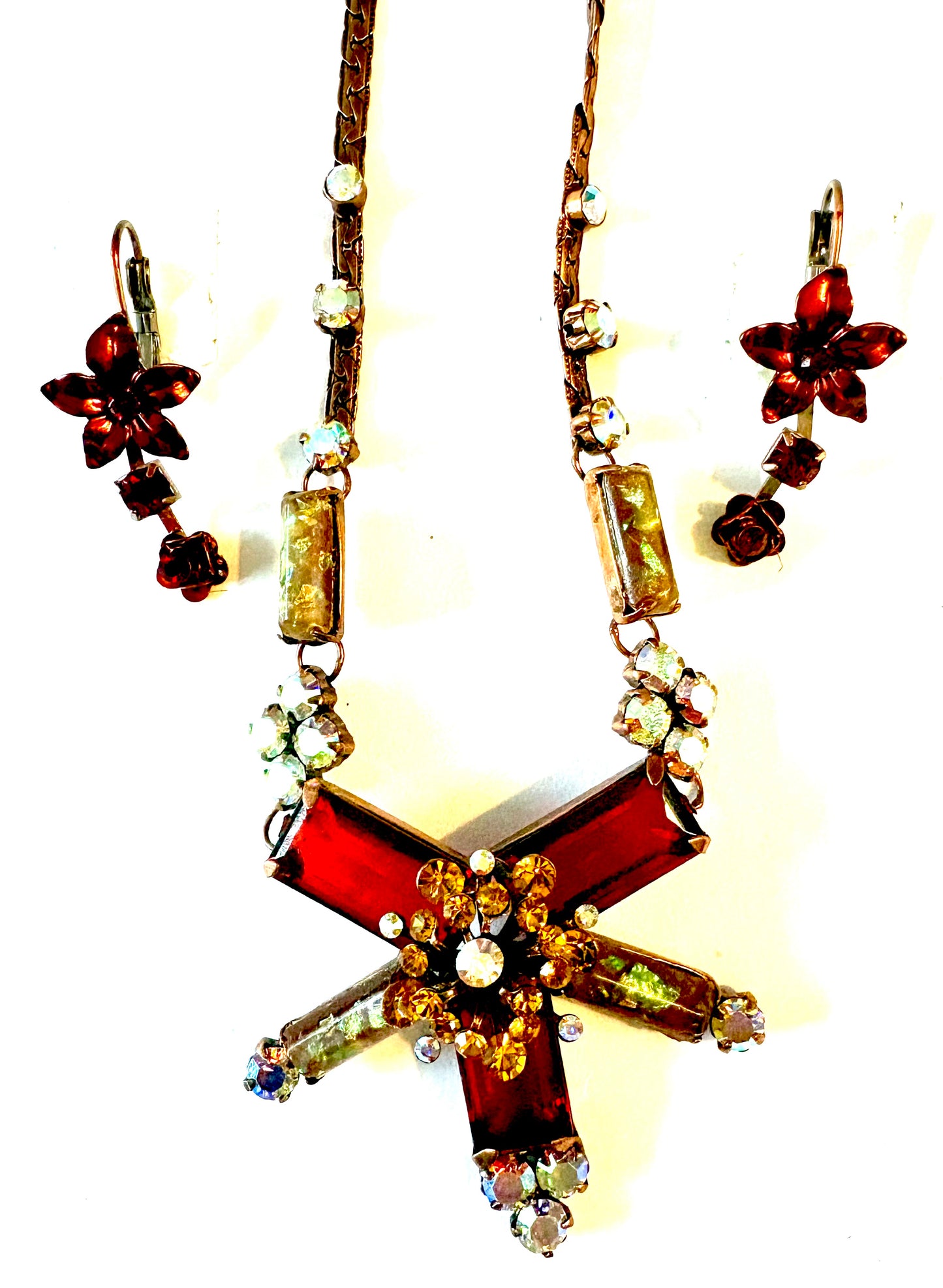 2pc jewellery set  - copper coloured chain costume jewellery. Necklace &  earings style 29