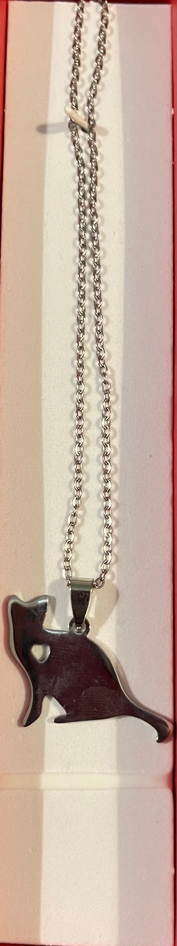 Necklace - Cat & heart silloutte