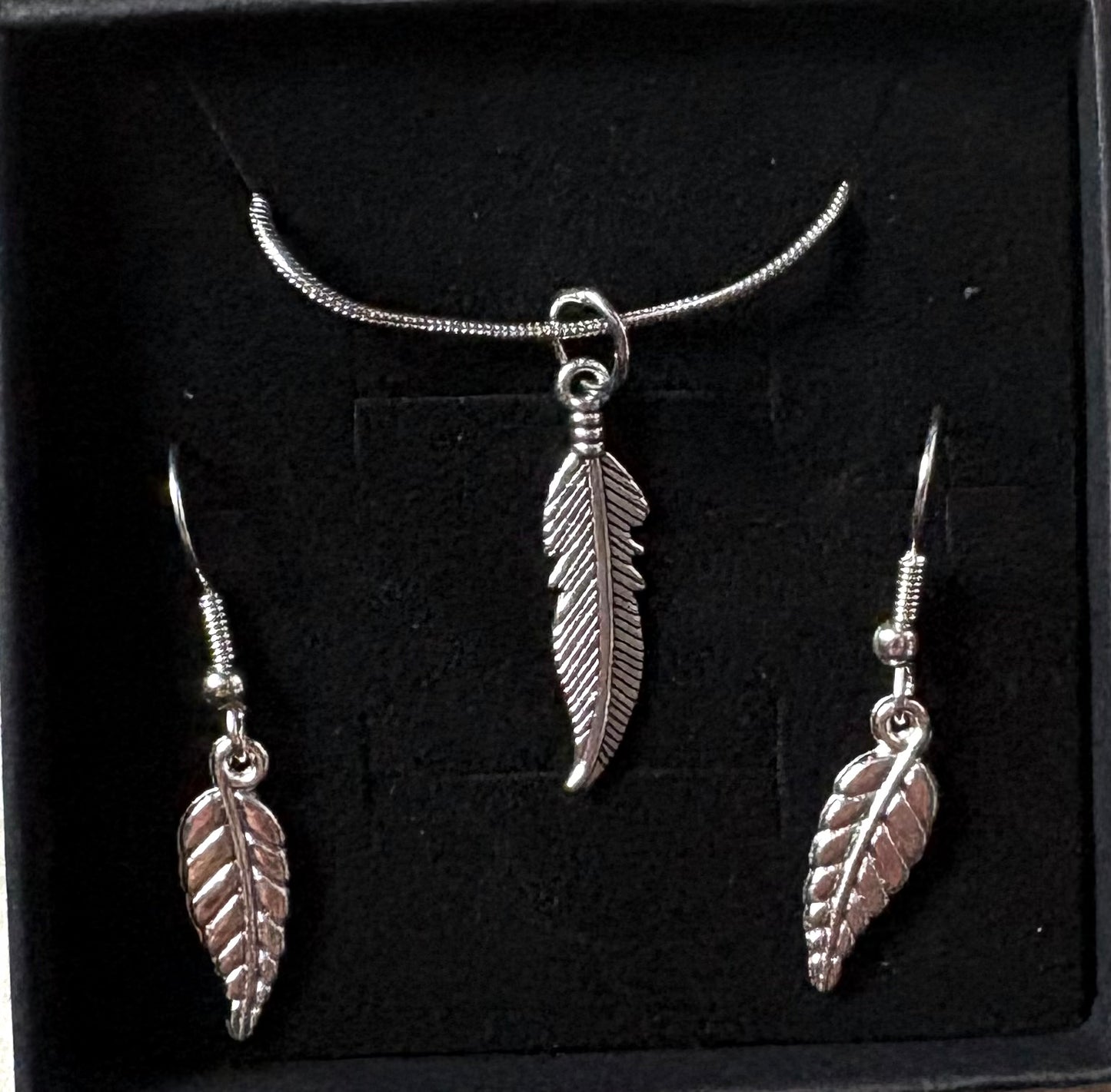 2pc jewellery set - feathers